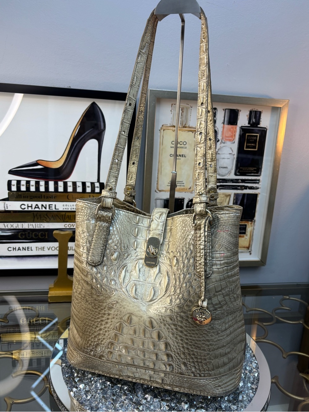 Brahmin Fiora Bucket Bag GUC